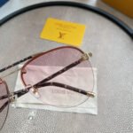 LOUIS VUITTON CLOCKWISE CANVAS SUNGLASSES - Image 5