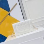 Chanel classic chain wallet - Image 4