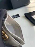 CHANEL 19 CARD HOLDER - Image 3