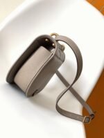 Top Quality Fake Fendi C’mon Medium Bag in Grey - Image 7