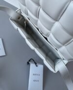 Top Quality Replica Bottega Veneta Padded Cassette Bag In White - Image 8