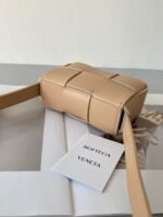Top Quality Knockoff Bottega Veneta Candy Cassette Bag In Almond - Image 5