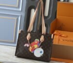 LV X TM Monogram Canvas OnTheGo MM With Bijou Edition - Image 5