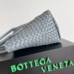 Top Quality Replica Bottega Veneta Cabat Medium Bag In Thunder Intrecciato Lambskin - Image 7