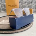 LOUIS VUITTON | rise square sunglasses - Image 2