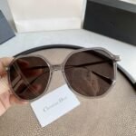 Round Sunglasses - Image 6