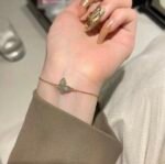 Van Cleef & Arpels Sweet Alhambra Bracelet - Image 2