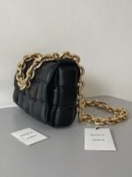 Top Quality Replica Bottega Veneta Chain Cassette Bag In Black - Image 6