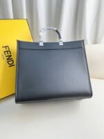 Top Quality Knockoff Fendi Sunshine Medium Tote Bag In Noir Calfskin - Image 2