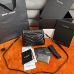 Replica Saint Laurent LouLou Toy Strap Bag Noir - Image 10