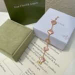 Van Cleef Vintage Alhambra Bracelet - Image 6