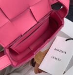 Top Quality Knockoff Bottega Veneta Candy Cassette Bag In Cranberry - Image 5