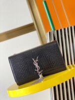 Replica Saint Laurent Kate Medium Tassel Bag Noir Crocodile-embossed Leather - Image 4