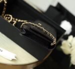CHANEL WALLET ON CHAIN - Image 5