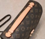 LV Monogram Canvas Metis M44875 - Image 7