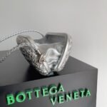 Fake Bottega Veneta Knot Minaudiere On Strap Silver Intreccio Laminated Leather - Image 2