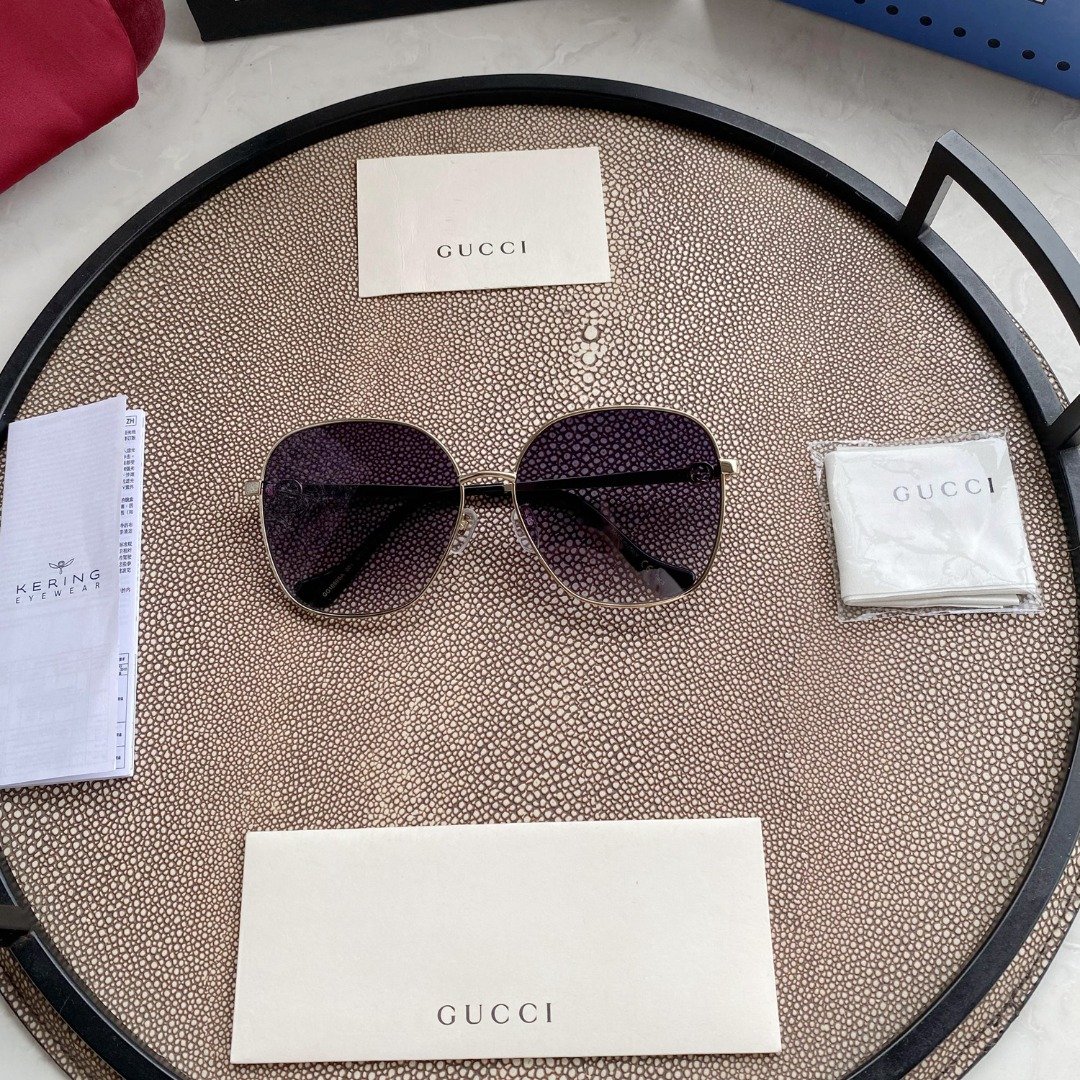 EEFDDFEE-D096-038B-EFAE-2251031A7FAD.jpg Gucci – GG0724S Gold - Image 1