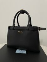 Small Leather handbag - Image 2