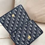 Dior 30 Montaigne - Image 7