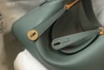 Replica Hermes Lindy bag 26cm in vert amande - Image 7