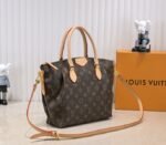 Monogram Canvas Turenne PM - Image 2