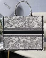 Dior Large Book Tote Bag Replica in Blue Toile de Jouy Flowers Embroidery - Image 3