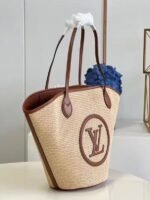 Louis Vuitton SAINT JACQUES Beach Tote - Image 5