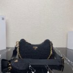 Prada Re-Edition Shoulder Bag Replica in Black - Image 7