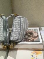 Dior Oblique Saddle Bag - Image 4