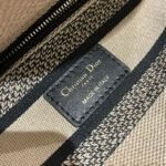 Dior Lady D-Lite Medium Bag Fake in Beige Jardin d Hiver Embroidery - Image 9