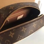 TOILETRY BAG 25 - Image 8