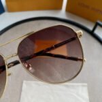 MATTHEW WILLIAMSON MAGNOLIA SUNGLASSES IN YELLOW GOLD - Image 5