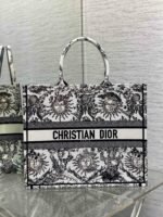 Dior Large Book Tote Bag Fake in White Toile de Jouy Soleil Embroidery - Image 3