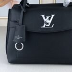 Louis Vuitton Lockme Ever BB - Image 7