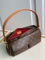 Louis Vuitton Vintage Monogram Canvas Small Shoulder Bag - Image 8