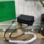 Replica Bottega Veneta Loop Small Bag Black - Image 3