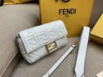 Top Quality Knockoff Fendi Medium Baguette Bag In White FF - Image 4