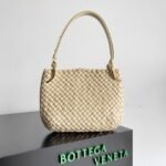 Fake Bottega Veneta Clicker Small Bag Porridge - Image 2